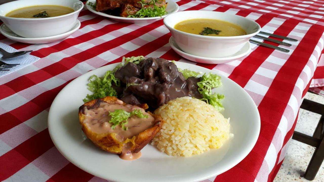 Duck House Hotel La Vega  Esterno foto